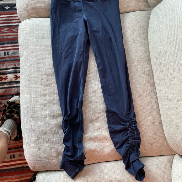 Lululemon limited edition tights navy 4 - Picture 1 of 4